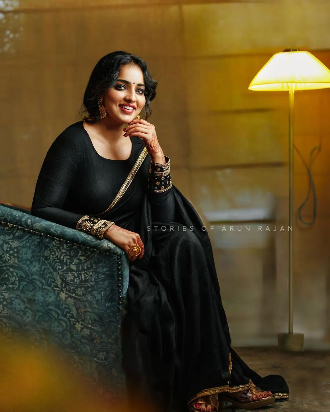 Malavika Menon In South Indian Traditional Black Saree Blouse